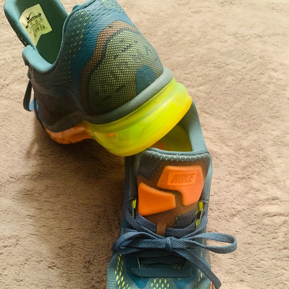 Nike Air Max - Picture 3 of 11